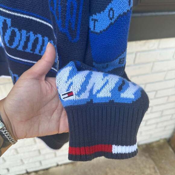 Tommy Jeans Full-Zip Blue & White Logo Sweater - Picture 4 of 9